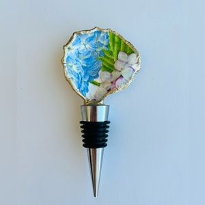 Oyster Shell Wine Bottle Stopper, Beach Decor, Housewarming Gift.